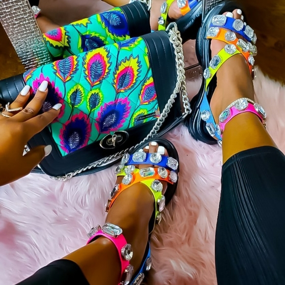 πππ¨π© 6.5 & 7πMulti Embellished Diamond Platfm - Picture 7 of 9